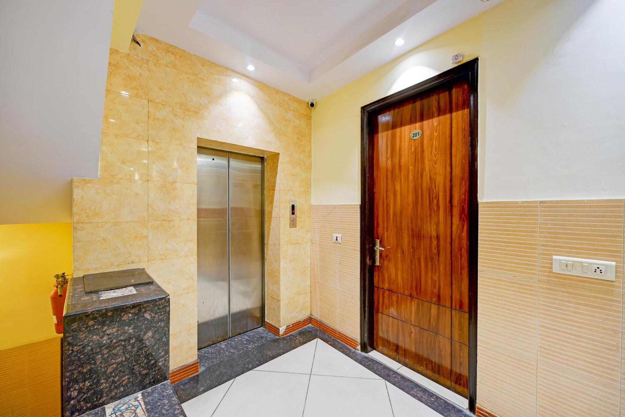 Hotel Le Grand - Walk-In From Rk Ashram Metro Station Yeni Delhi Dış mekan fotoğraf