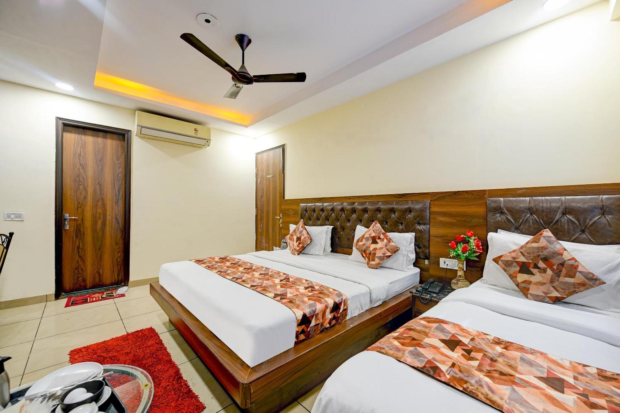 Hotel Le Grand - Walk-In From Rk Ashram Metro Station Yeni Delhi Dış mekan fotoğraf
